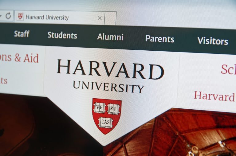 Harvard University offers 150 free online courses in 2021